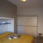Comfortable With Pool Apartman Bibione